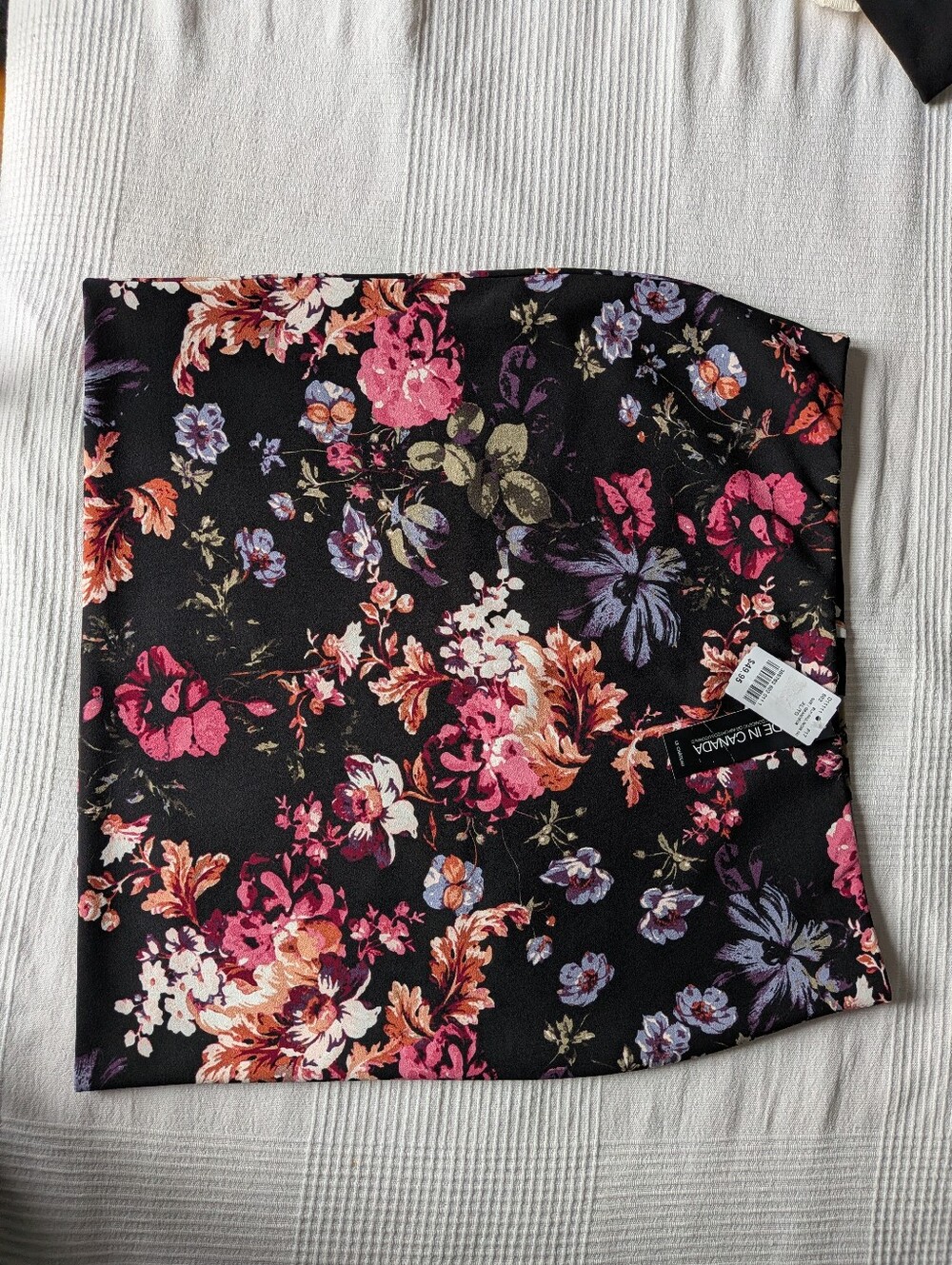 Le Chateau Dark Floral Knit Crepe Skirt in Black with Pink Accents - Picture 10 of 10